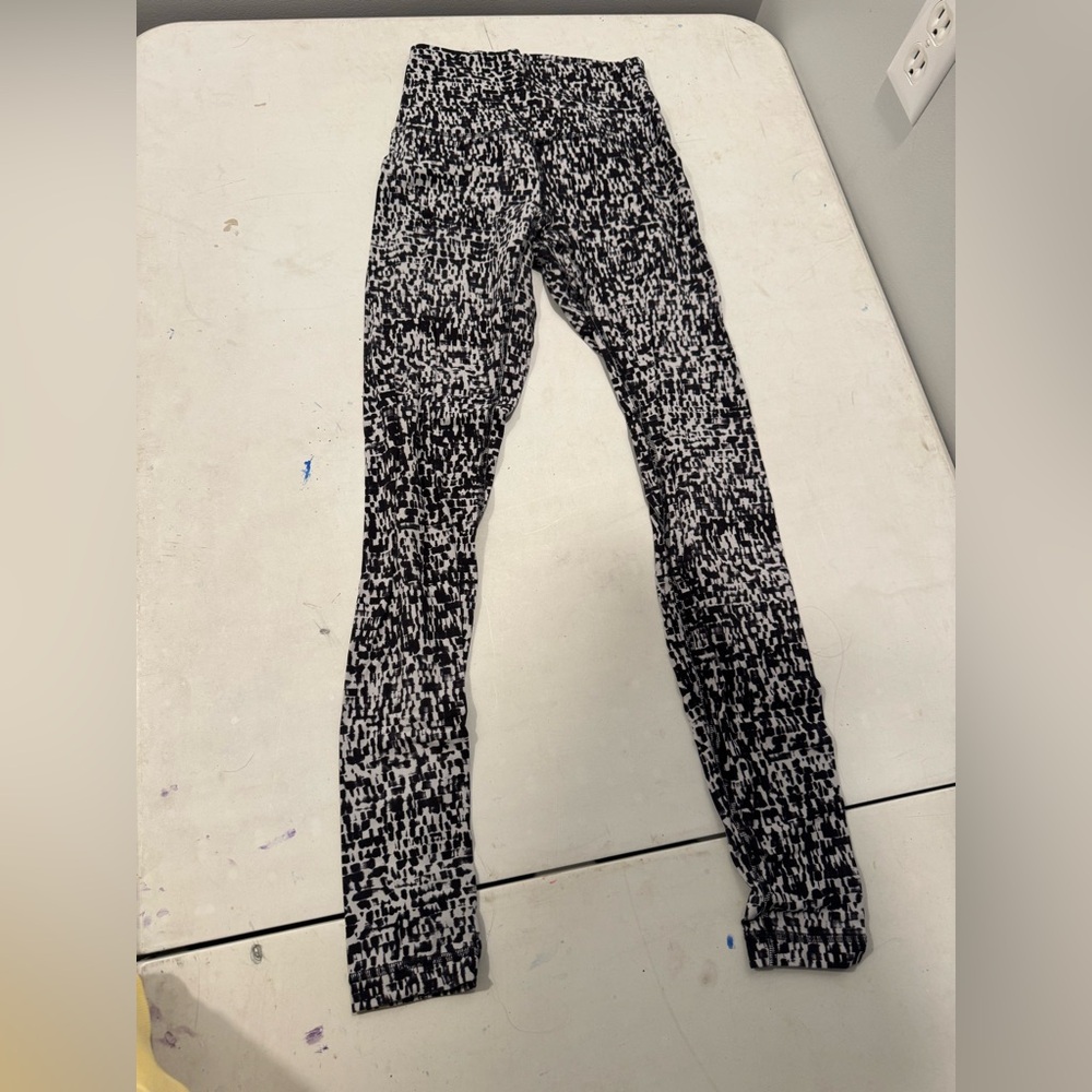 Lululemon high rise align leggings size 4 length 28